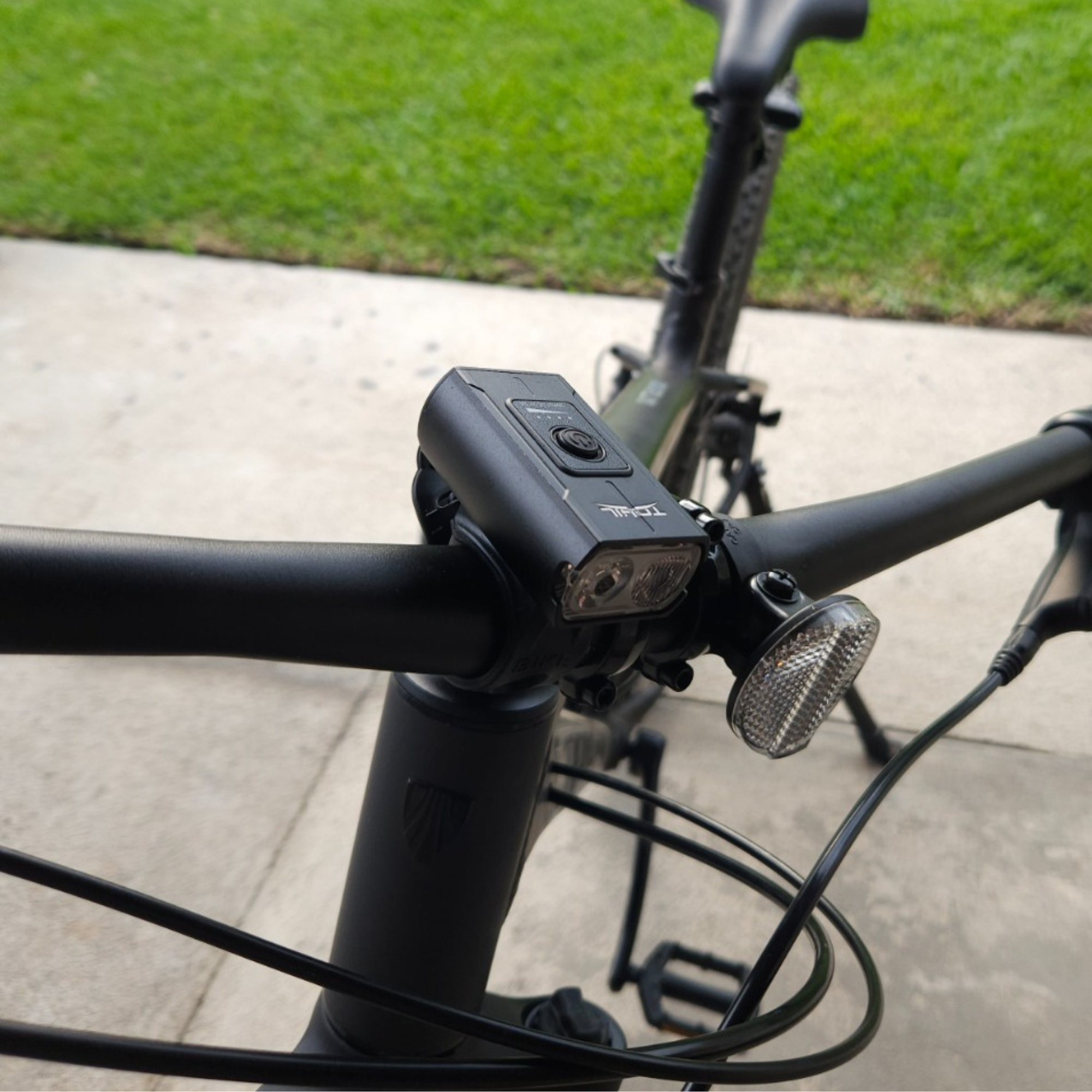 Lampara Bicicleta Frontal Recargable Led 6000 Lúmenes